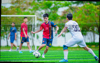 由线条构成的抽象电话听筒与青色信号波纹